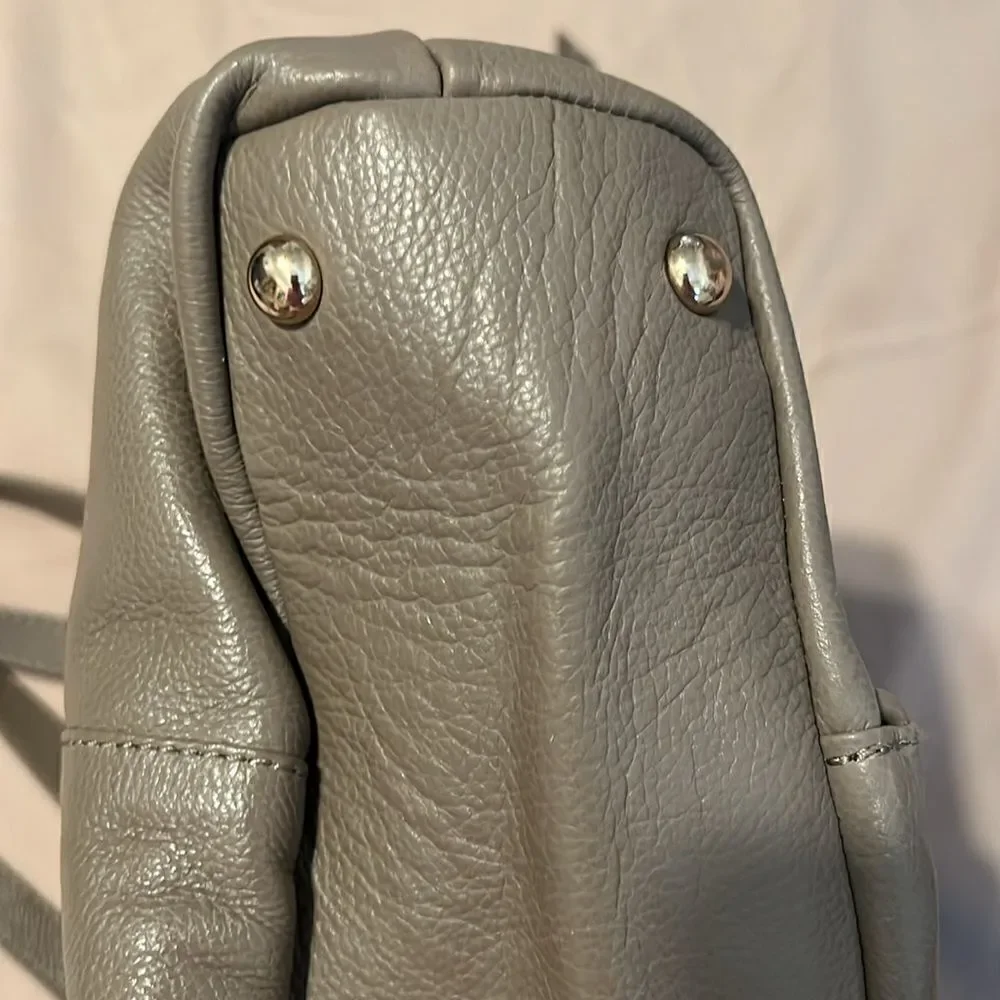 NWT Kooba large roomy lots of pockets expandable zip close satchel in taupe
